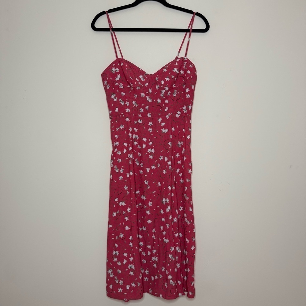 ARITZIA SUNDAY BEST Viola Cottagecore Floral Thigh Slit Midi Dress in Cerise - Picture 3 of 11
